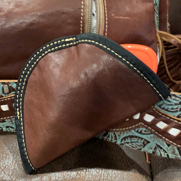 Myra Bag TURQUOISE STARS CONCEALED BAG - Picture 15 of 16